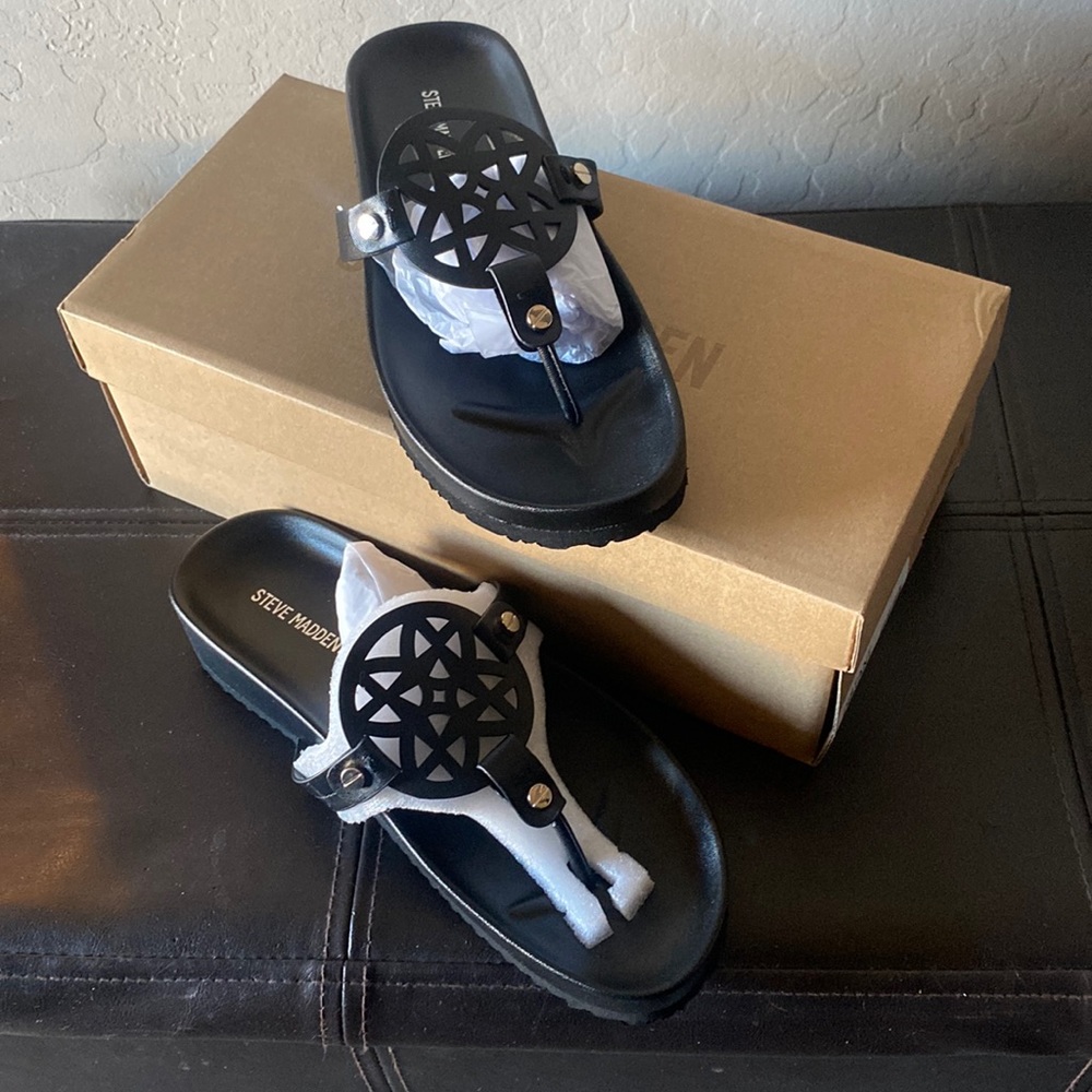 Steve Madden Black Sandals